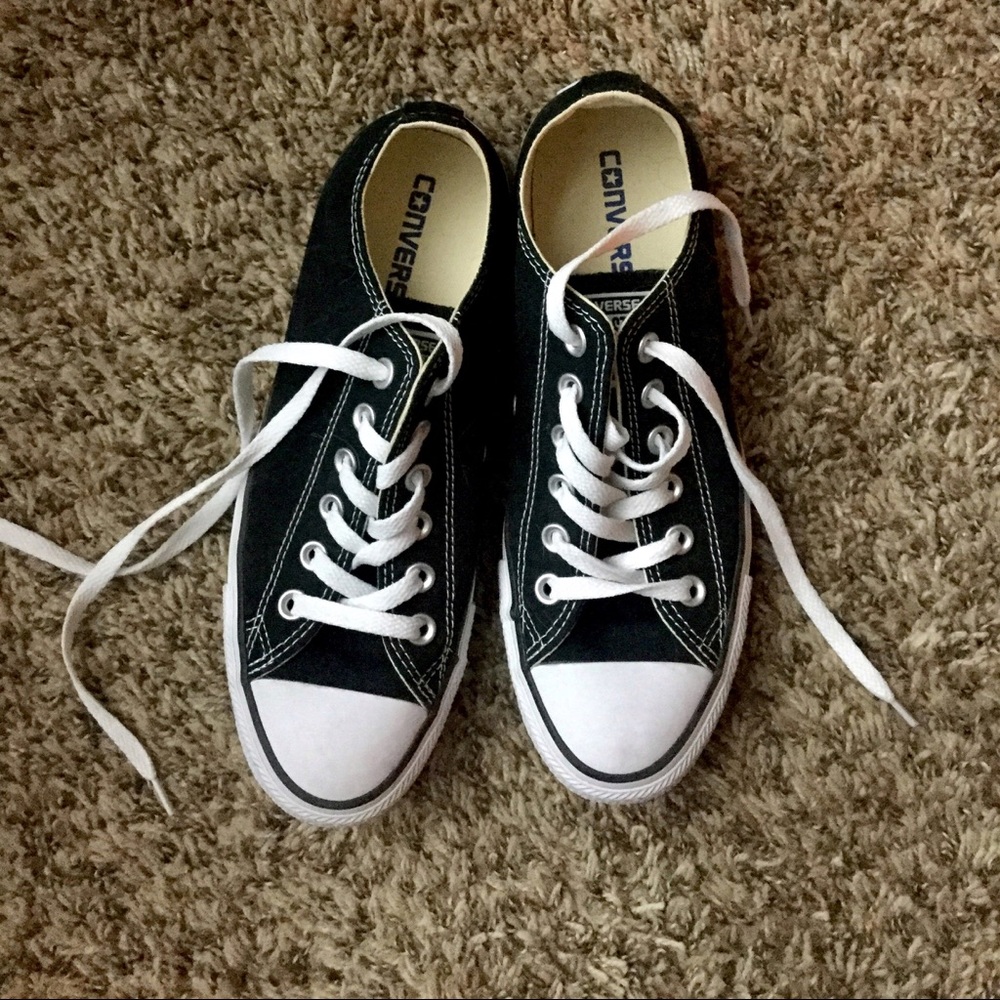 Brand new converse low top
