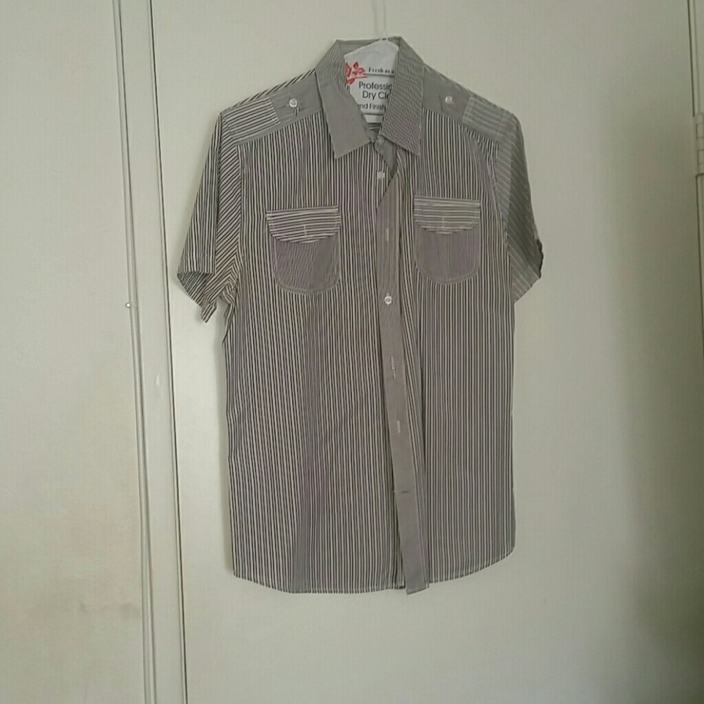 EXPRESS Mens casual stripe shirt