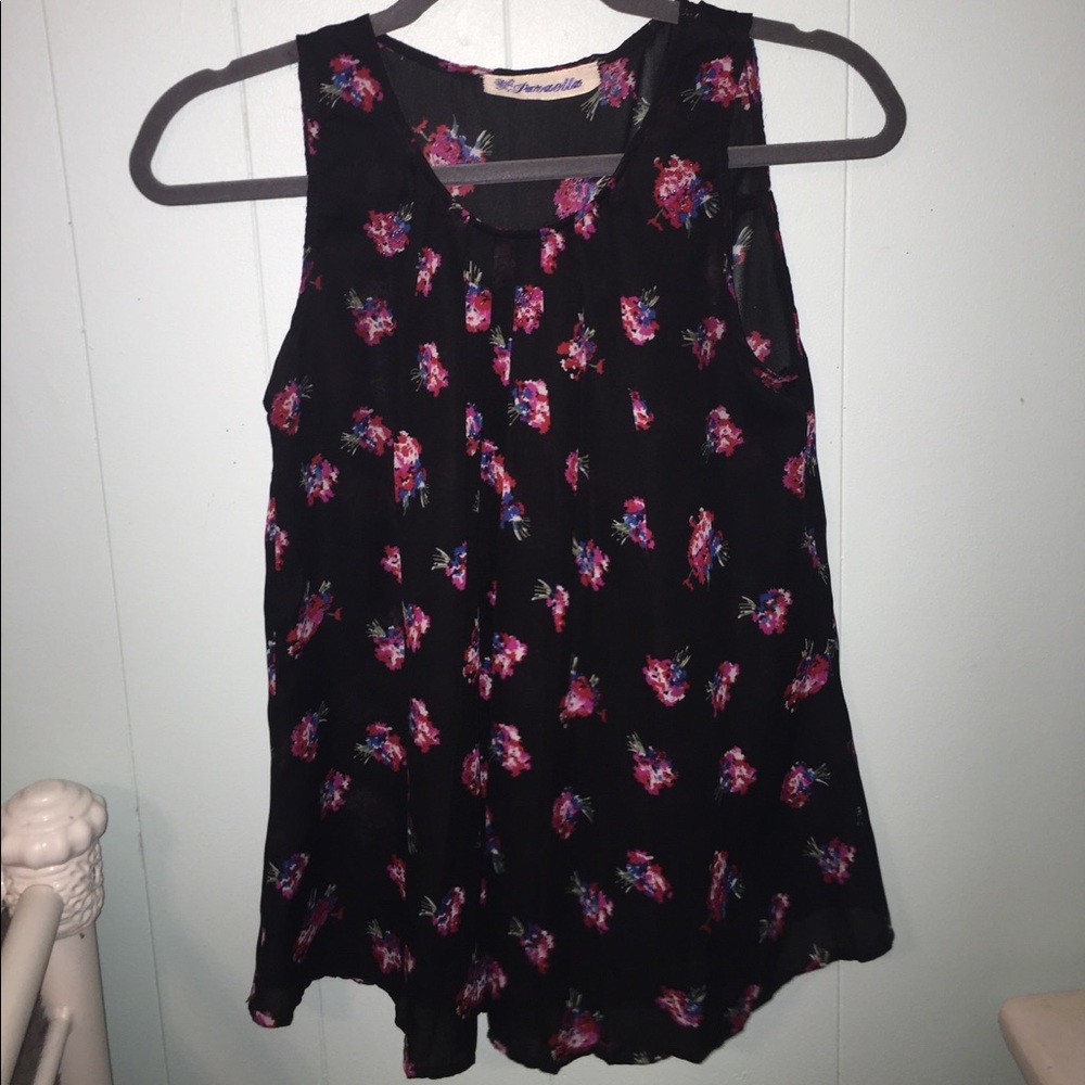 DRESSY BLACK FLORAL TANK