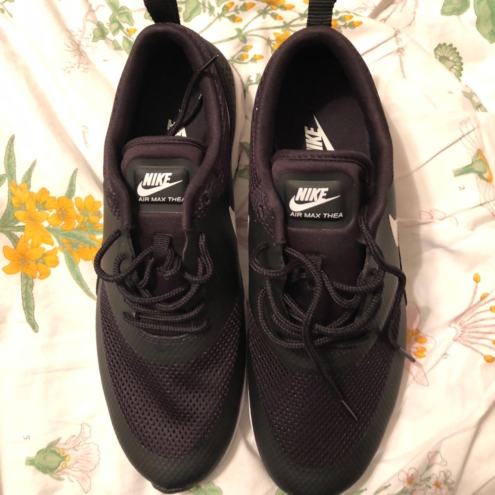 Women’s Nike air max