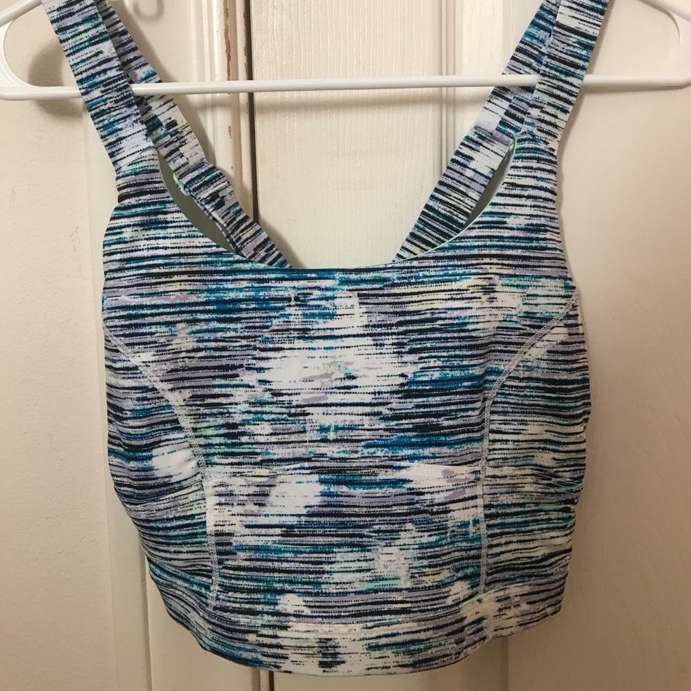 Lululemon sports bra