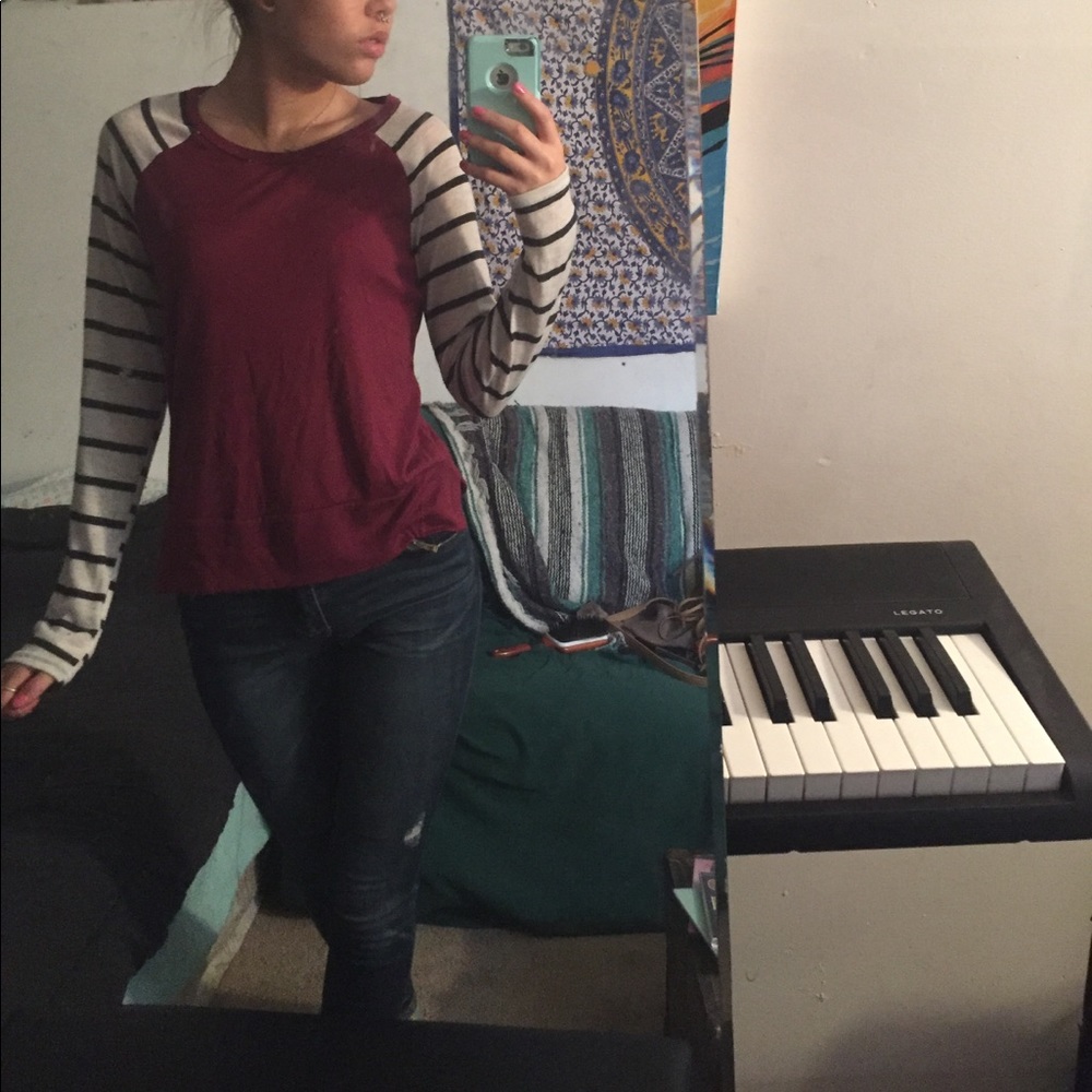 Cute and Light Long Sleeve🌸