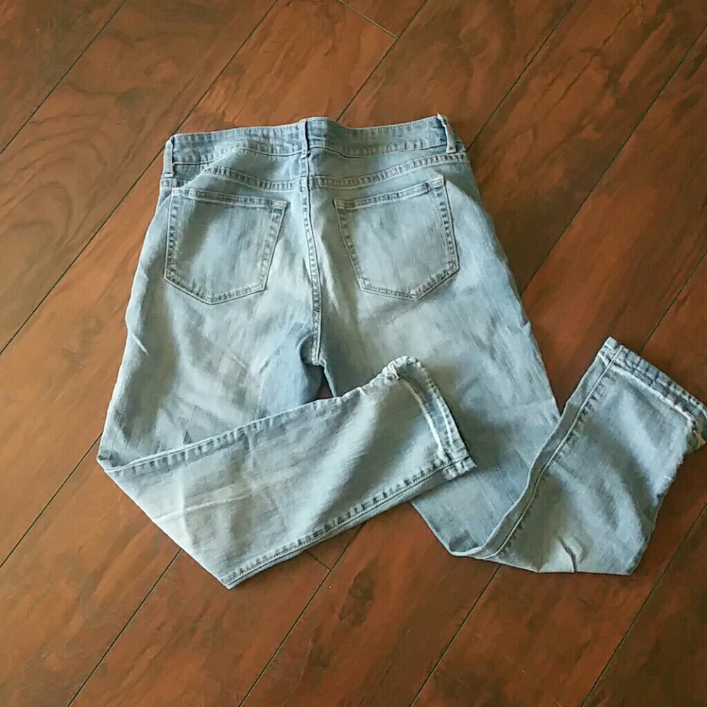 Light wash jeans