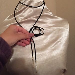 Kendra Scott Pierce Choker in gold ✨