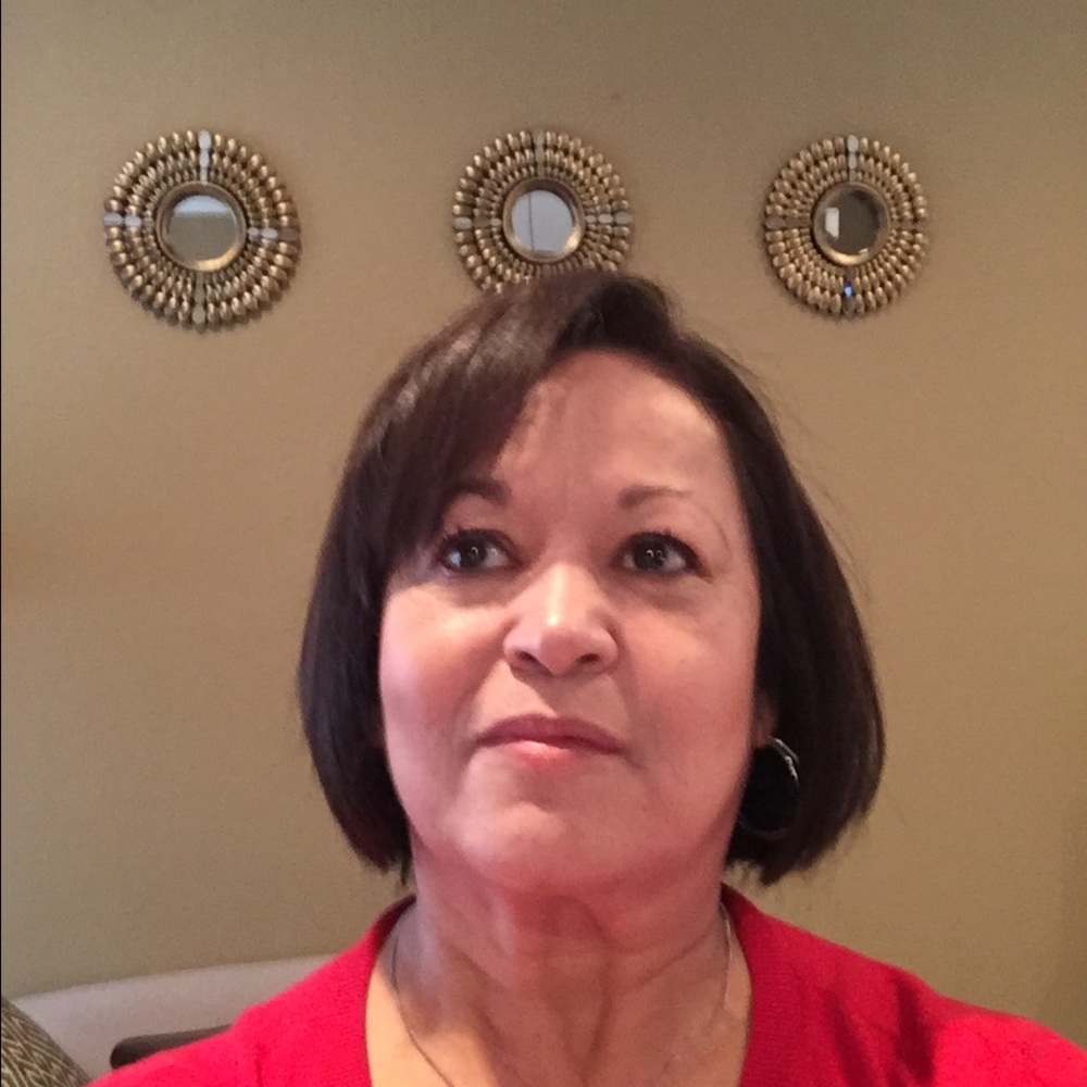 Meet your Posher, Sylvia