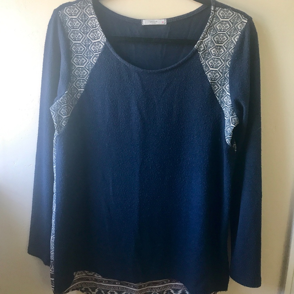 Le Lis 3/4 Sleeve Printed Back Knit Top