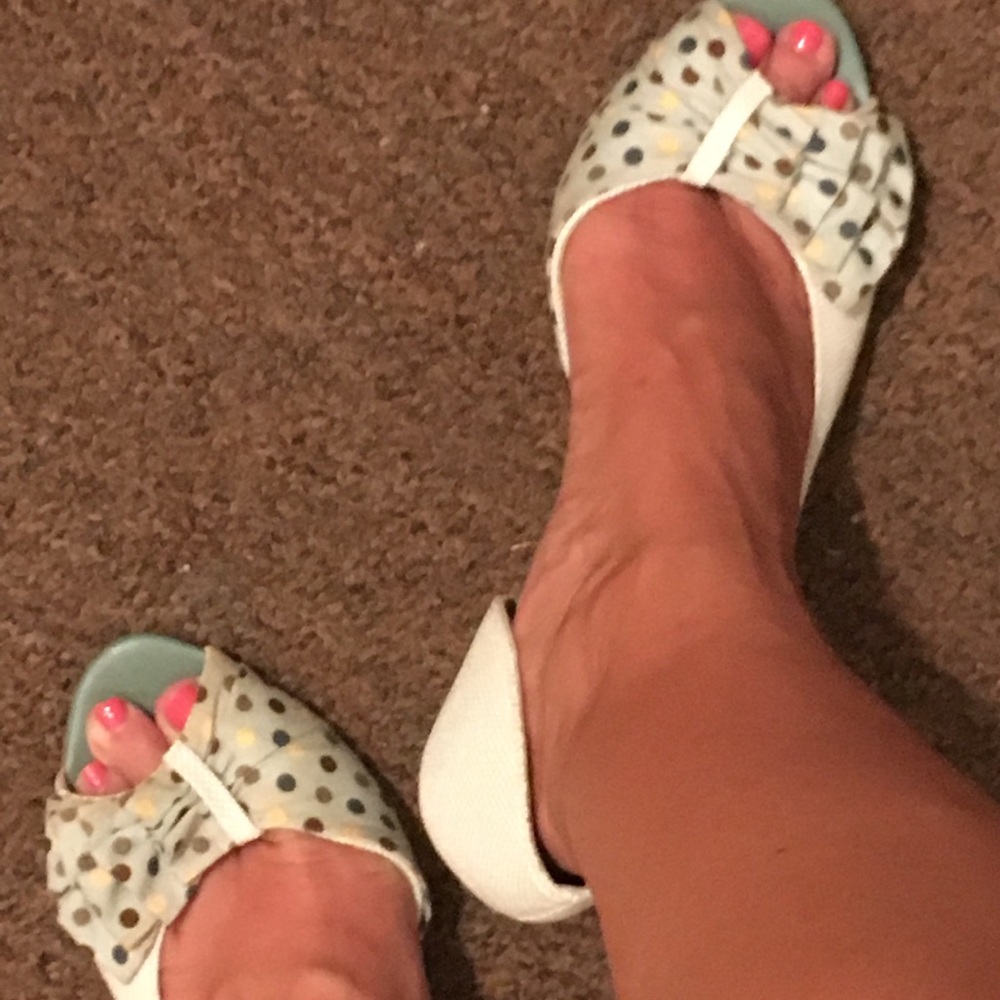 Cream and green polka dot d'orsay peep toe heels