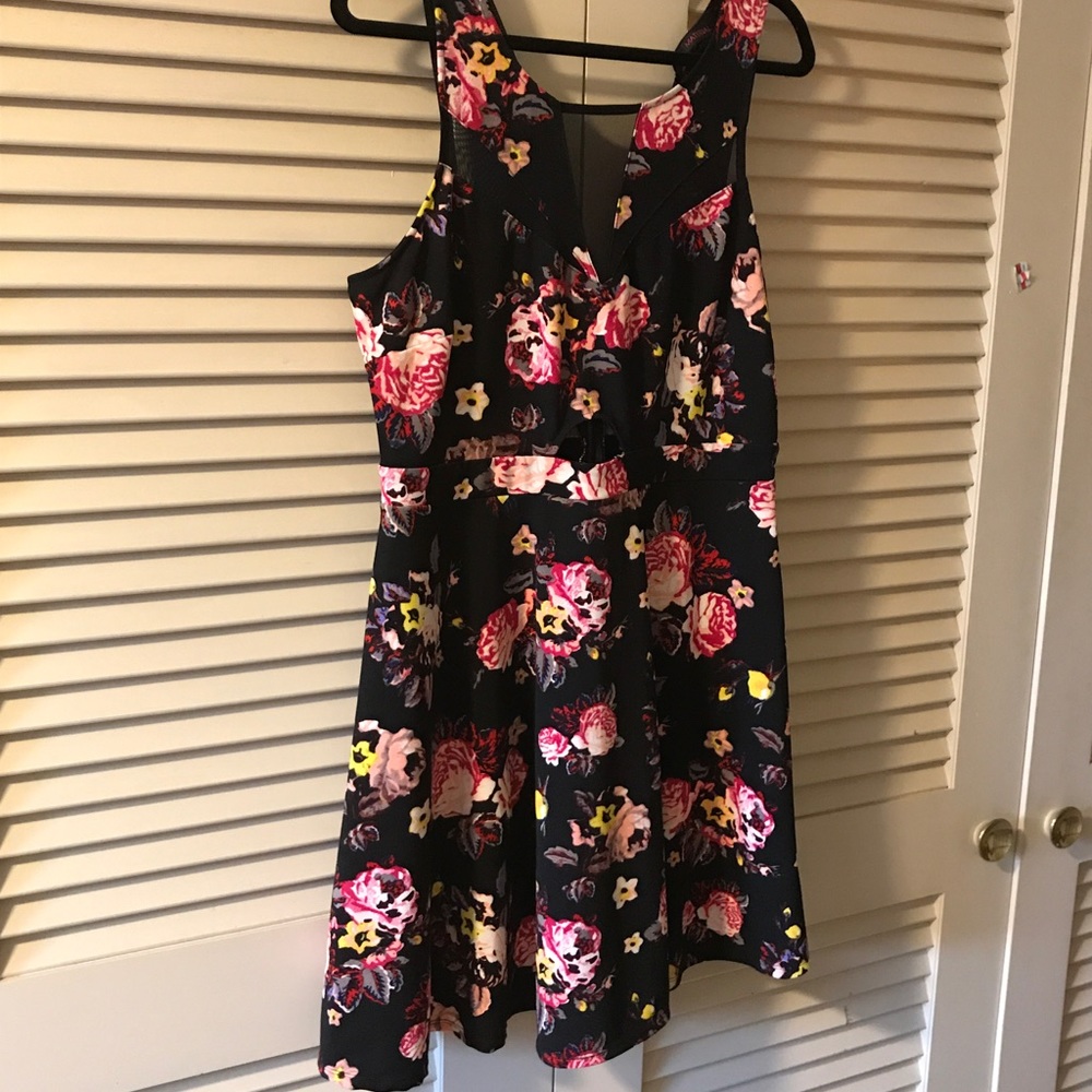 Beautiful black floral dress