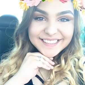 Meet your Posher, Mariana