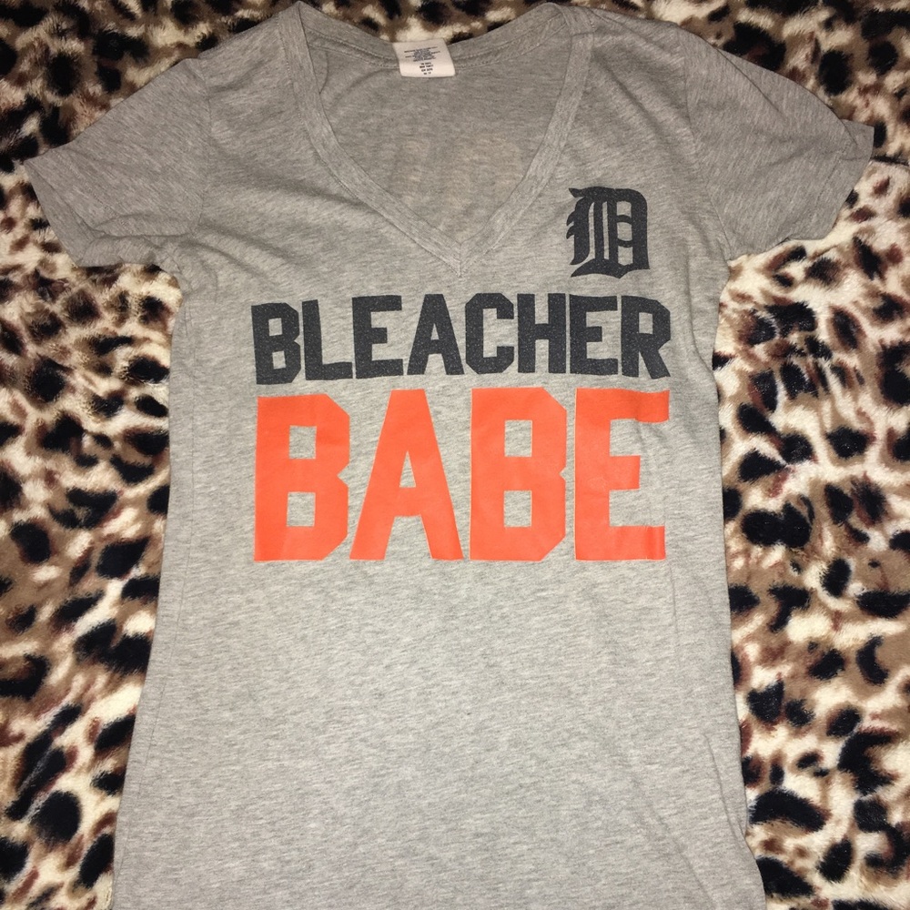 PINK Detroit Tigers shirt