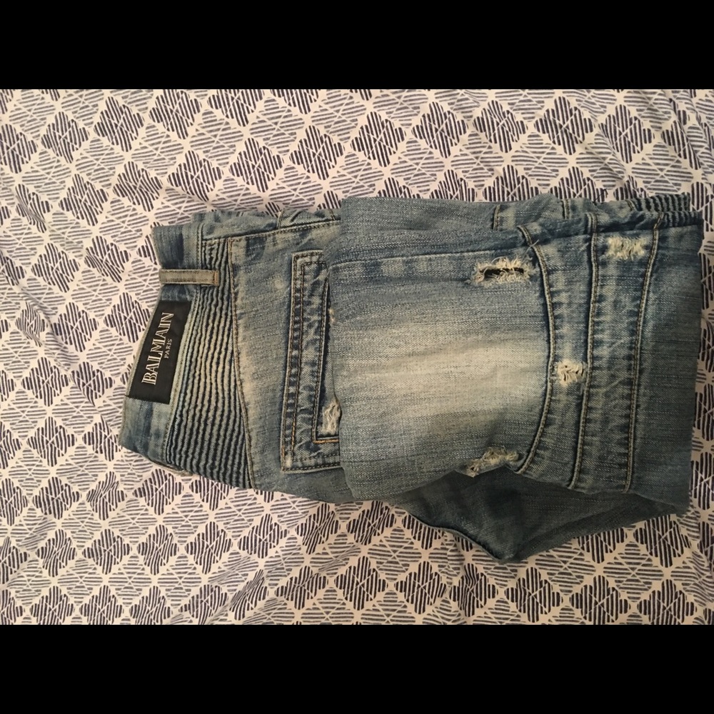 Pierre Balmain - Picture 2 of 4