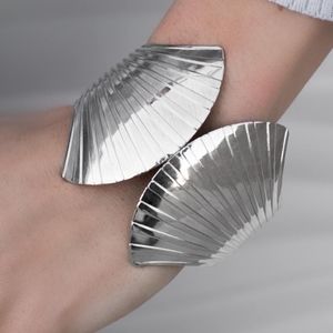 Sea Shell silver colored bracelet