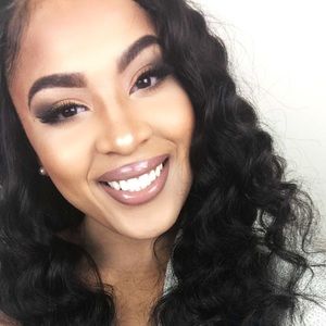 Meet your Posher, Angelice