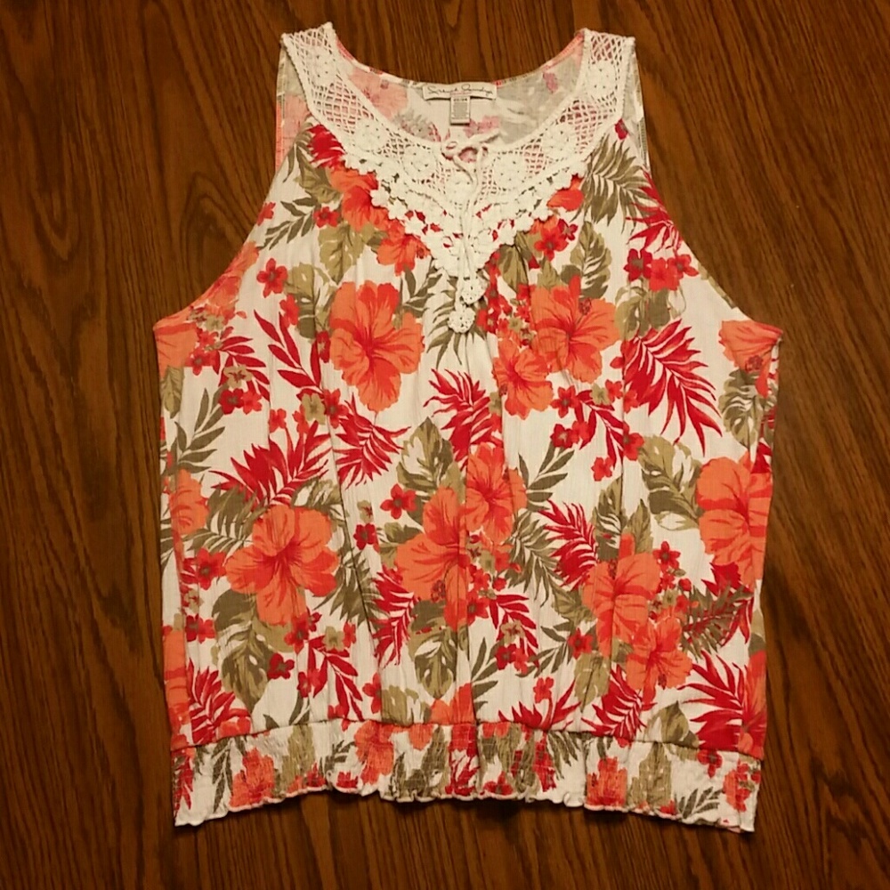 Sleeveless Top Tropical Print w Crocheted Lace