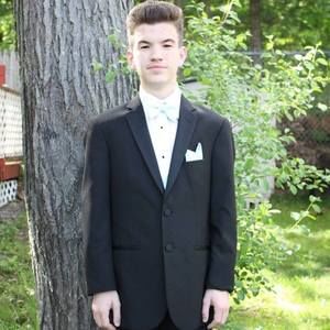 Meet your Posher, Aj