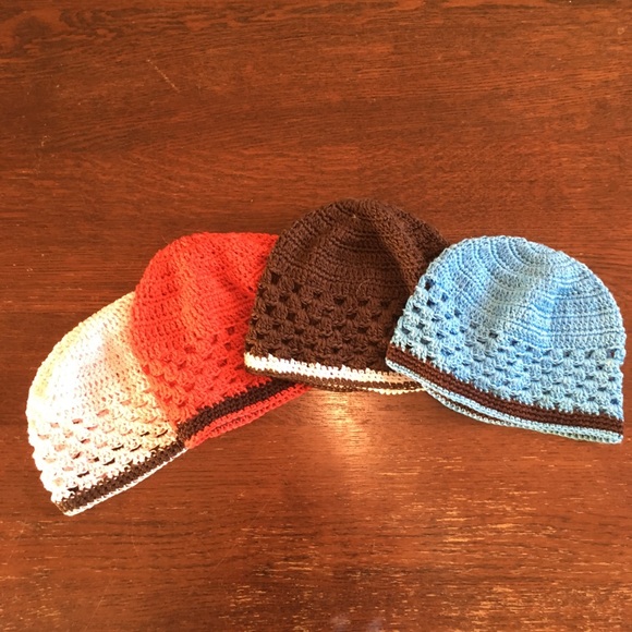 Girls beanie bundle - Picture 5 of 6