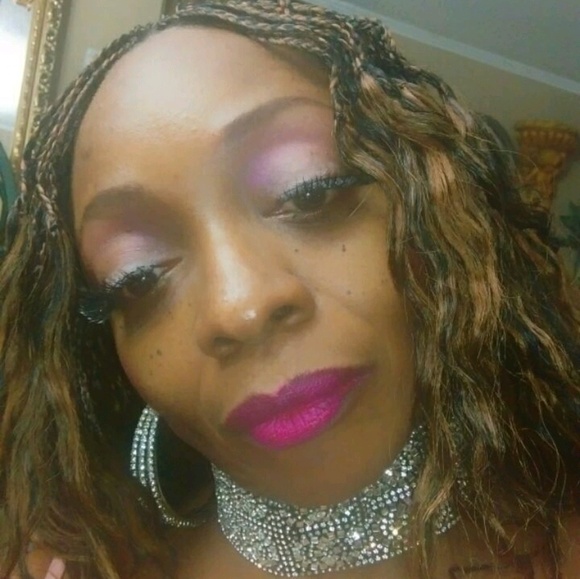 Meet your Posher, Teresa - Picture 1 of 1