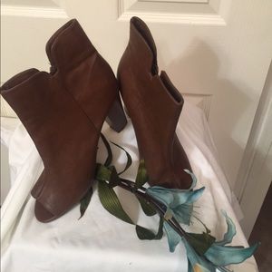 Women brown booties boots