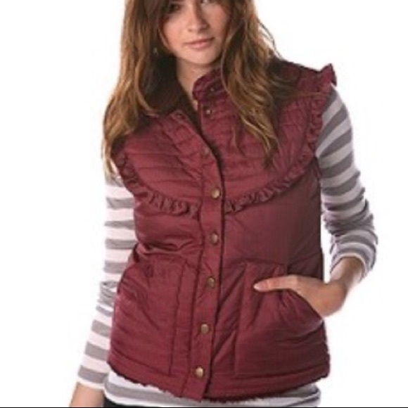 FREE PEOPLE Small Puffer Burgundy Vest ruffles - Picture 2 of 6