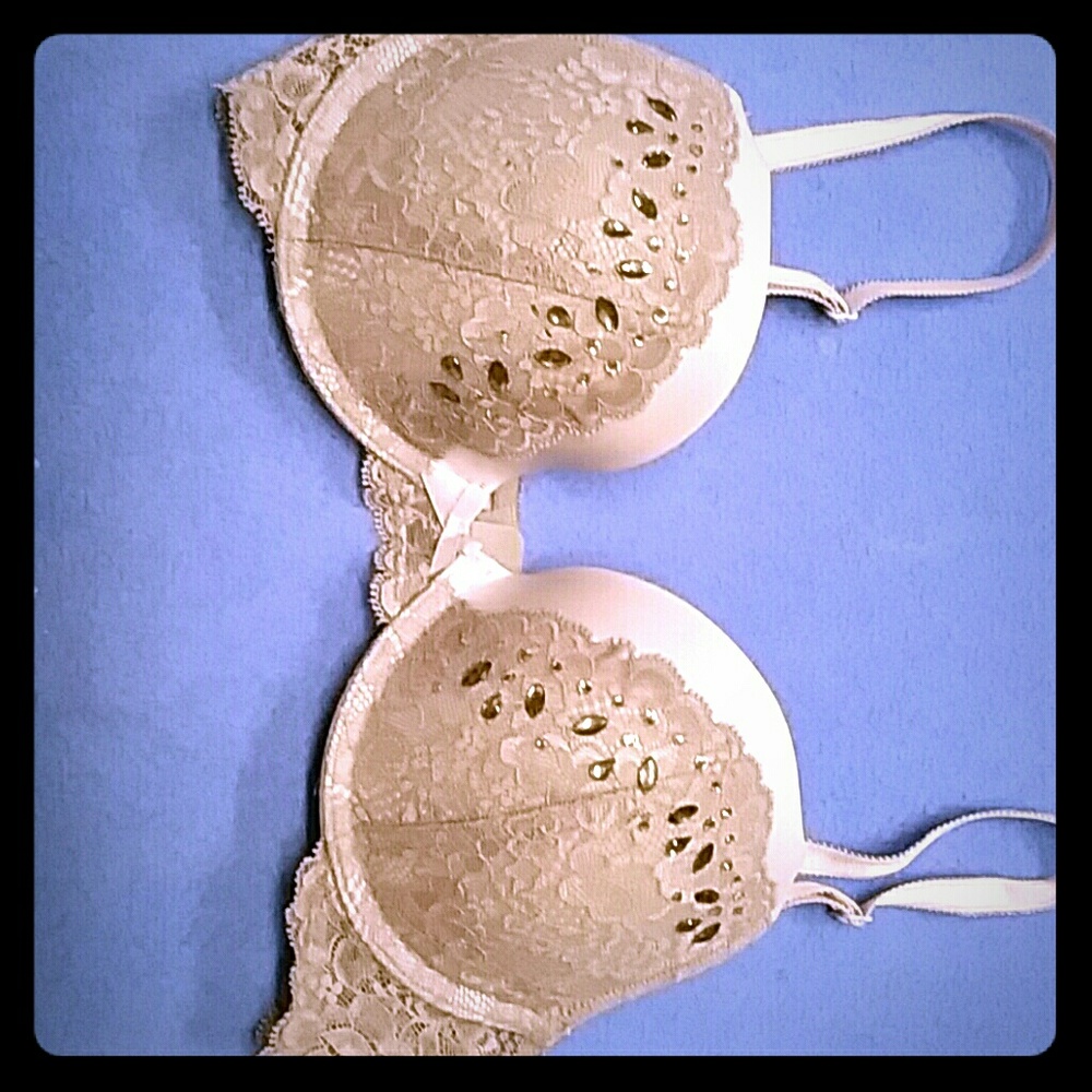 VS dream angels push up bra sz 32D