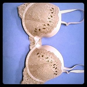 VS dream angels push up bra sz 32D