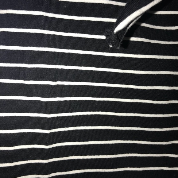 Strip black and white . NEW shirt - Picture 4 of 5