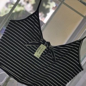 Strip black and white . NEW shirt