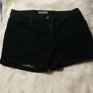 Dark wash royalty size 16 jeans shorts!