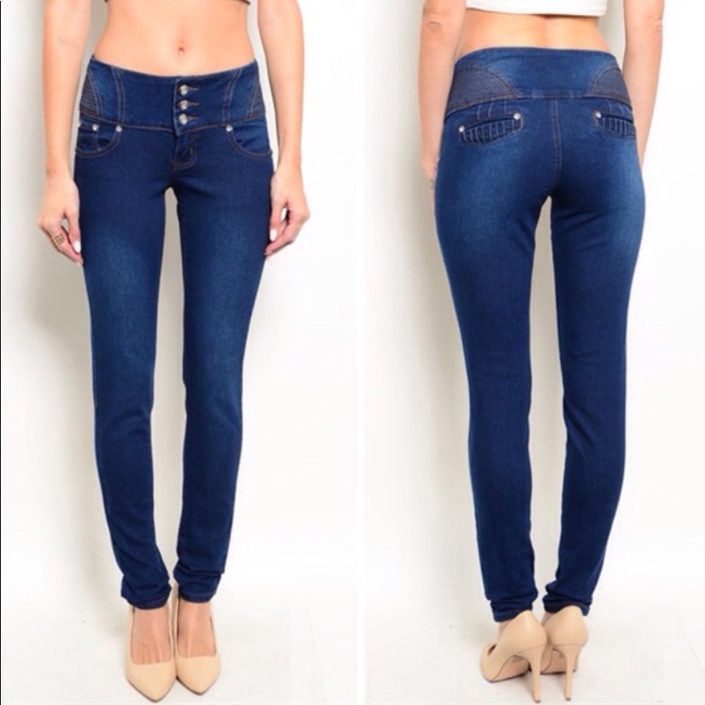 Rhinestone Button Skinny Jeans