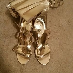 Breckelles Shoes - *PRICE DROP* NWOB Breckelles Gold Thigh Hi Sandals Breckelles Shoes - *PRICE DROP* NWOB Breckelles Gold Thigh Hi Sandals