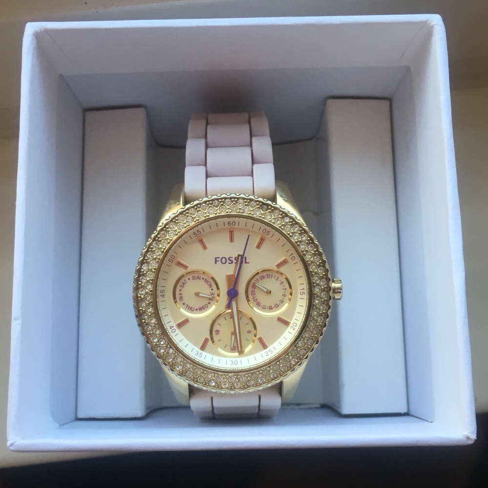 Lavender rhinestone fossil watch