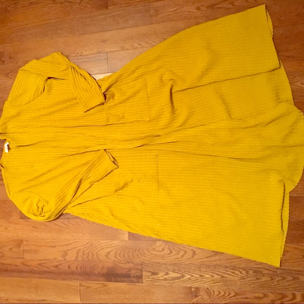 LulaRoe Honey Mustard Cardigan!