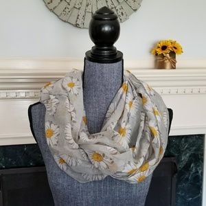 Daisy scarf wrap