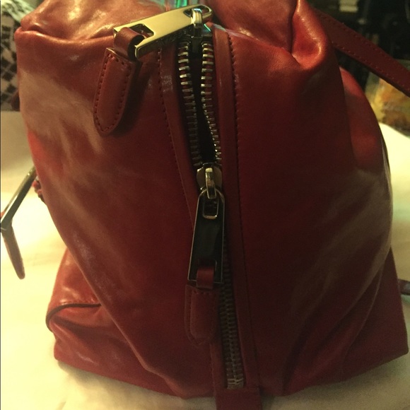 Marc Jacobs Designer Handbag - Picture 3 of 8