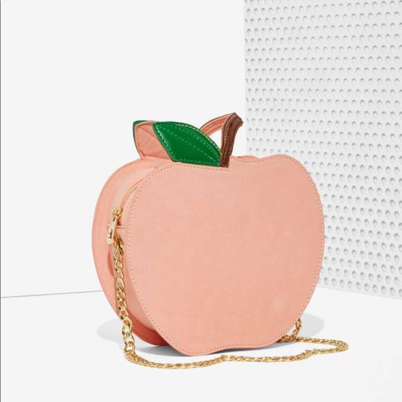 Nasty Gal Handbags - Nasty Gal Peach 🍑 purse
