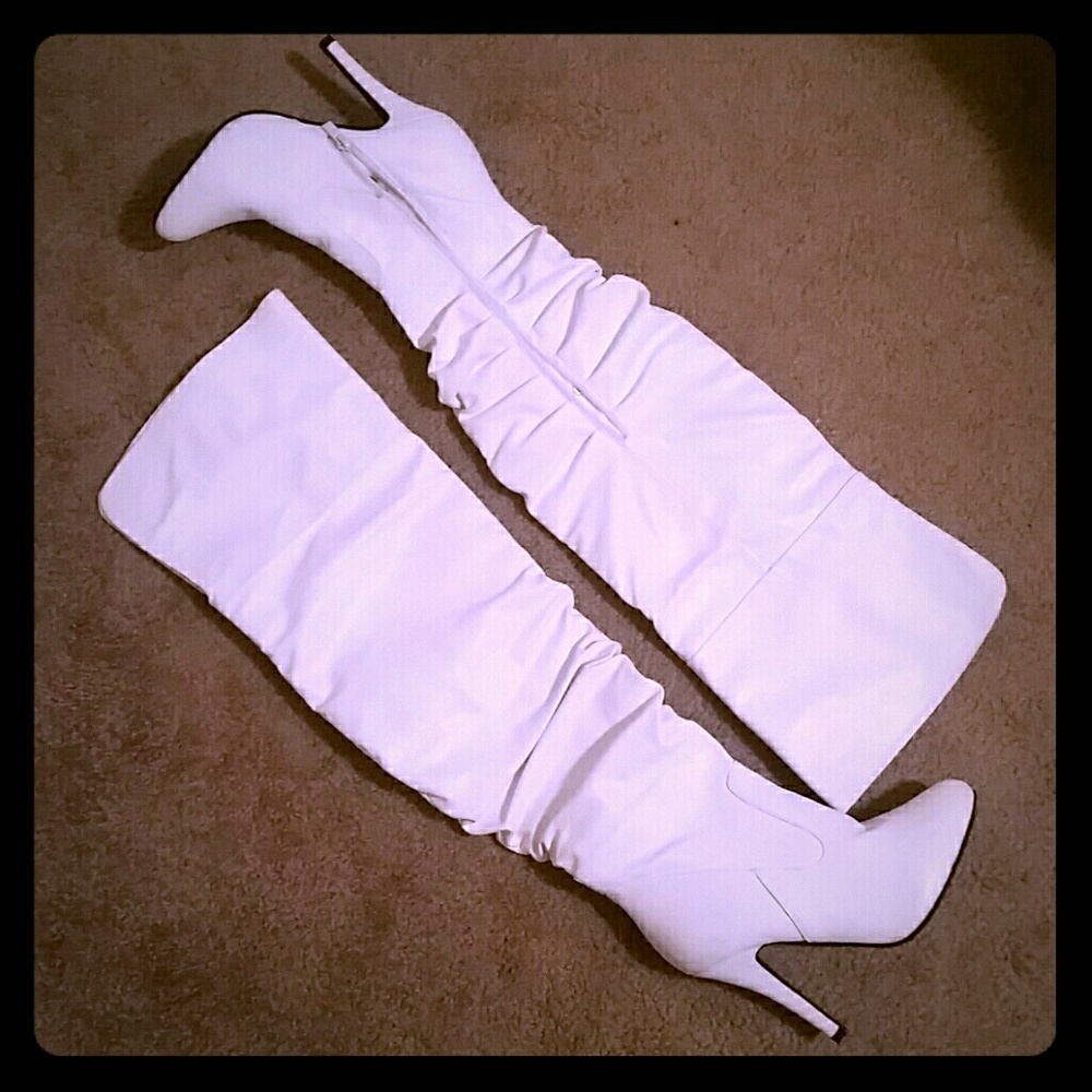 *PRICE DROP* NWOB White Thigh High Boots