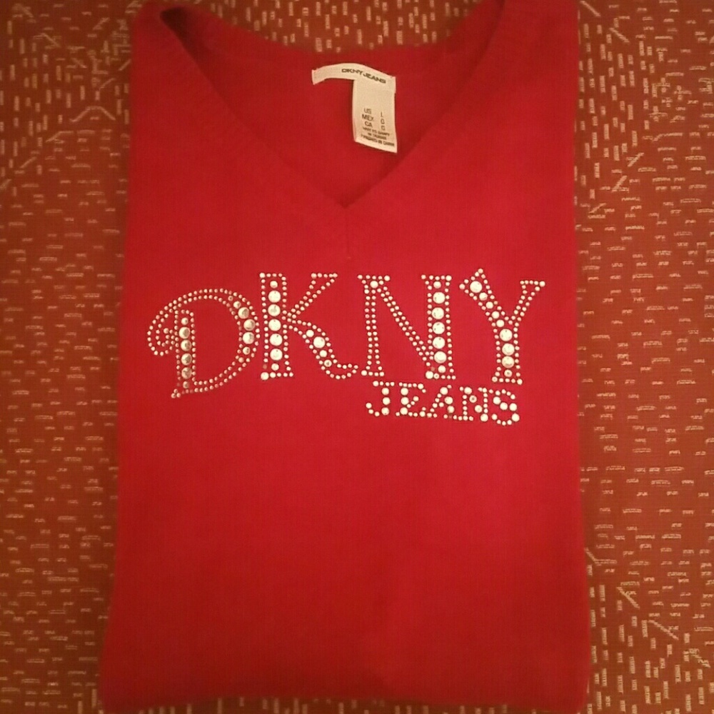 DKNY RED V-NECK KNIT