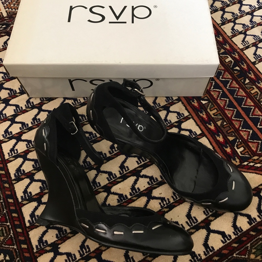 Adorable RSVP unusual wedge heel leather sz 7.5