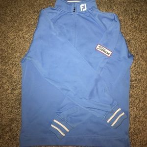 Crew neck sweater in perfect condition really nice