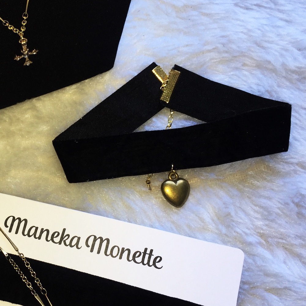 SALE Velvet Heart Choker✨*Handmade CCO