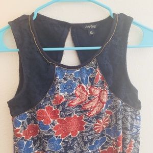 Lucky Brand keyhole back printed tank