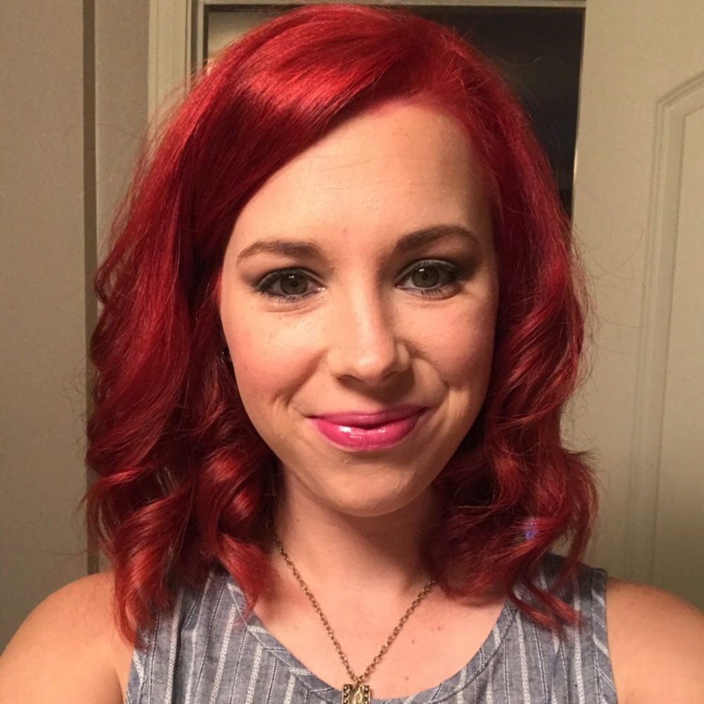 Meet your Posher, Alicia