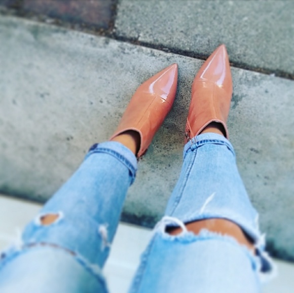 LAST PAIR!!//The Millie// Mauve ankle bootie - Picture 4 of 6