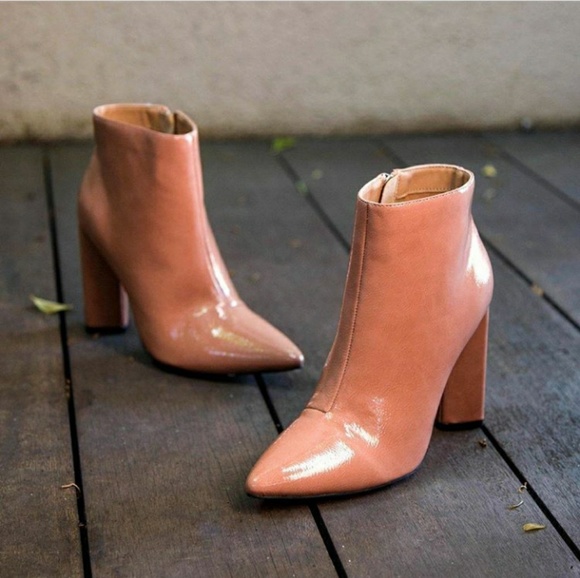 LAST PAIR!!//The Millie// Mauve ankle bootie - Picture 6 of 6