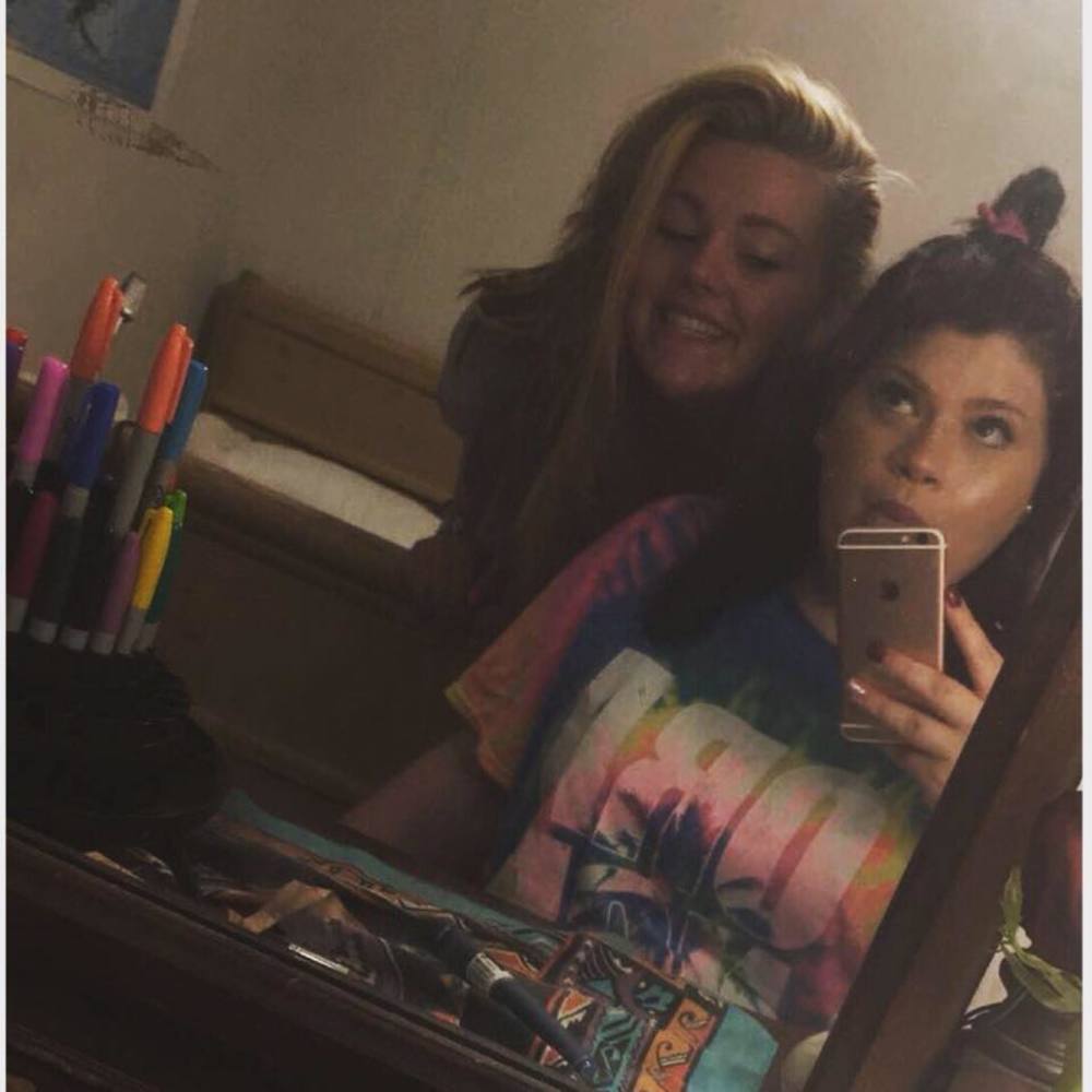 Meet your Posher, Ashley