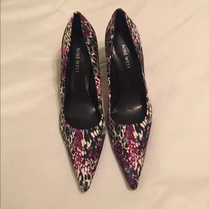 Nine West high heels, fun print!