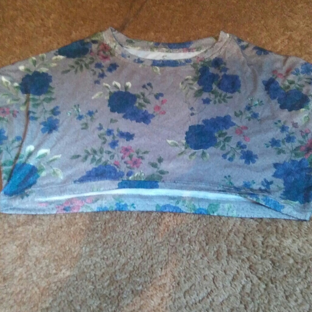 Flower crop top
