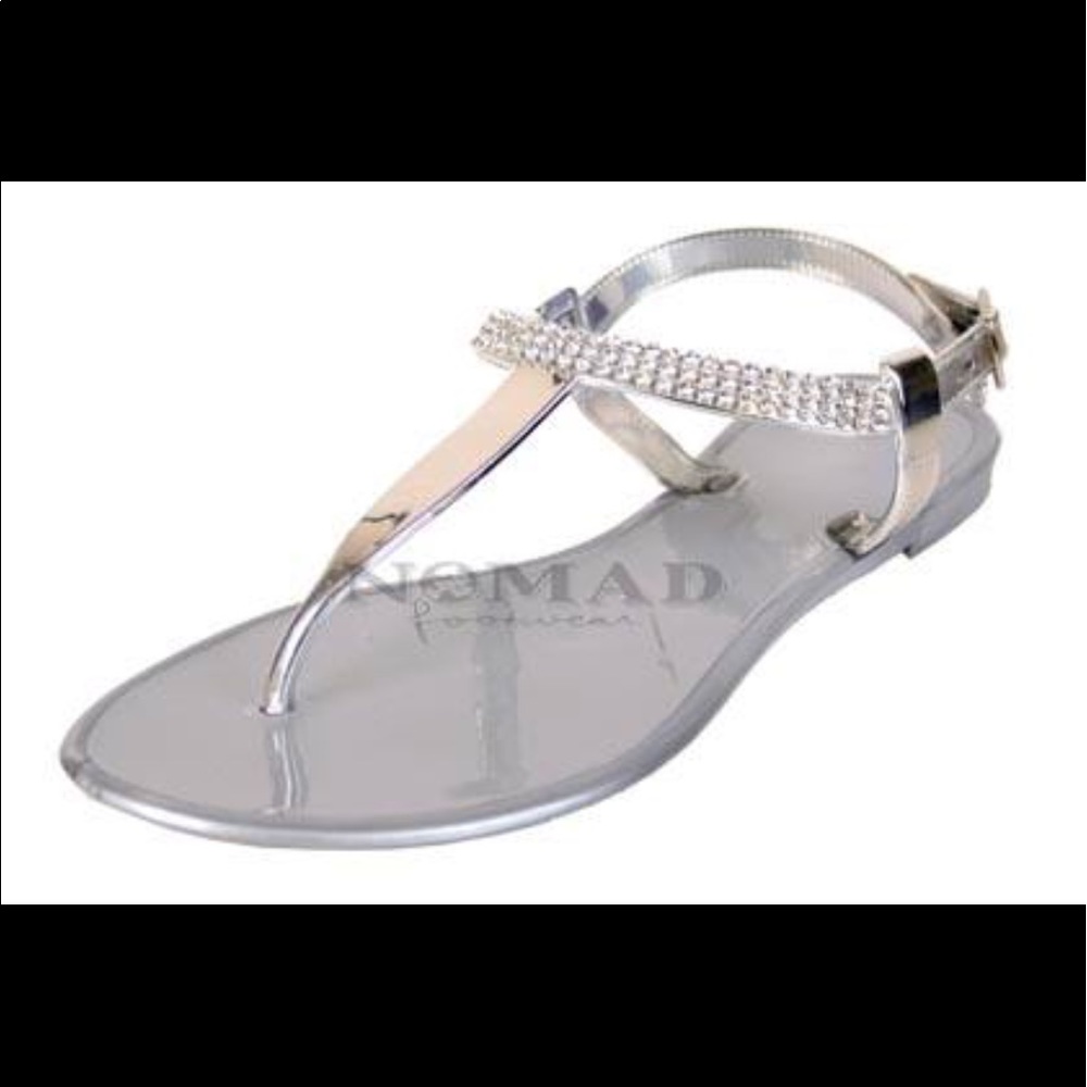 Beautiful Crystal Sandals in silver-Nomad