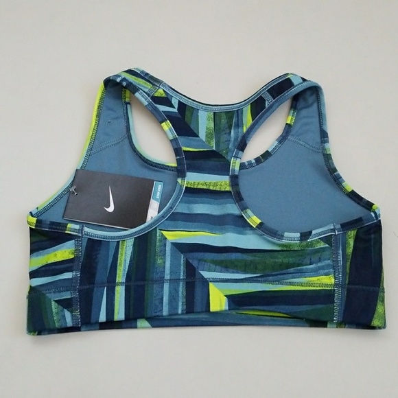 NWT Nike Sports Bra - Picture 2 of 5