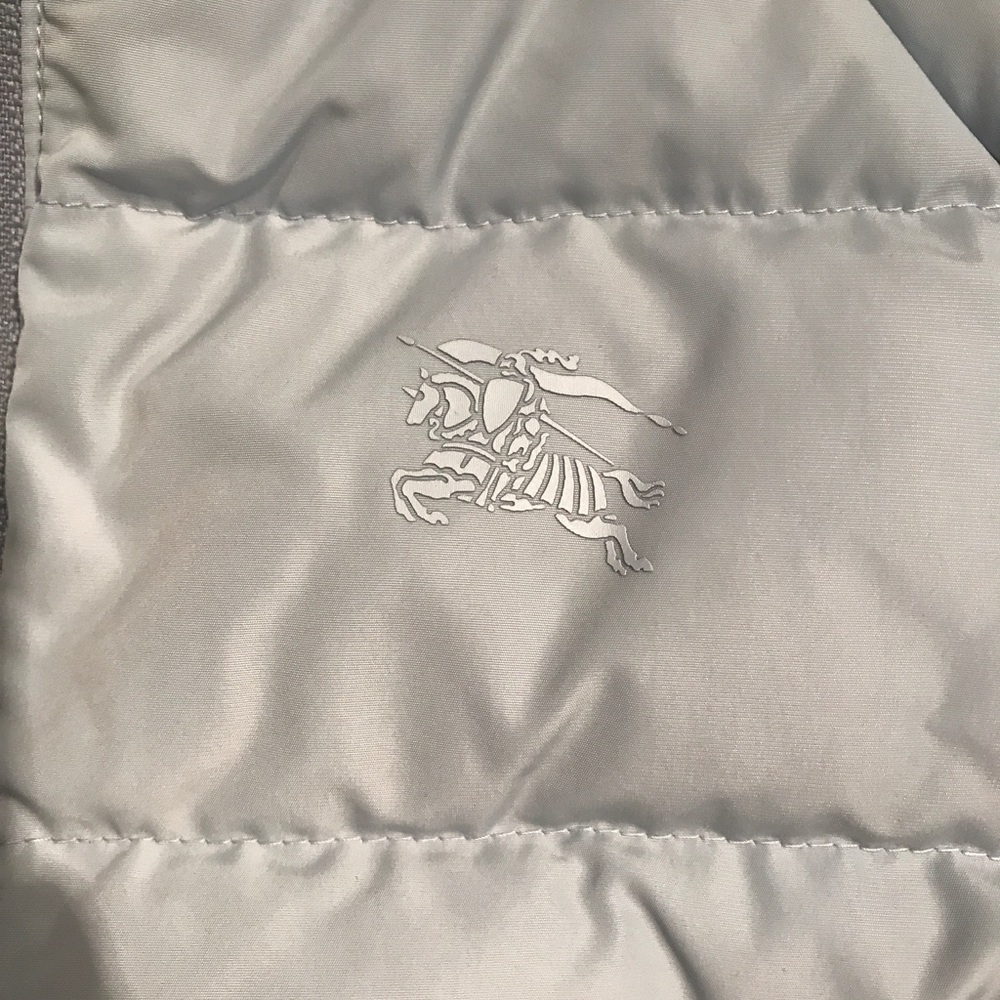 🆕🎉Host Pick🎉Burberry Rilla Hooded Down Jacket🎉 - Picture 5 of 6